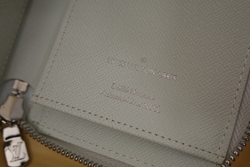 Dragons Bags ln Luxury Bag --66520