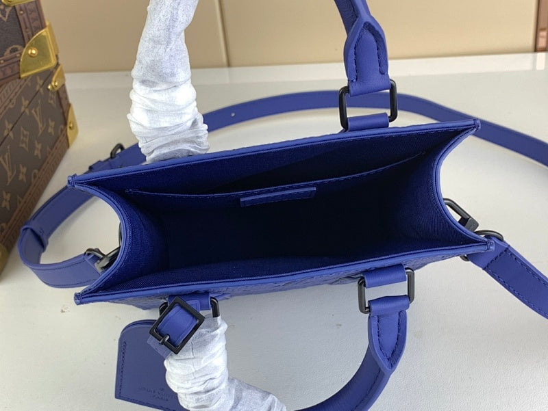 Dragons Bags ln Luxury Bag --61712