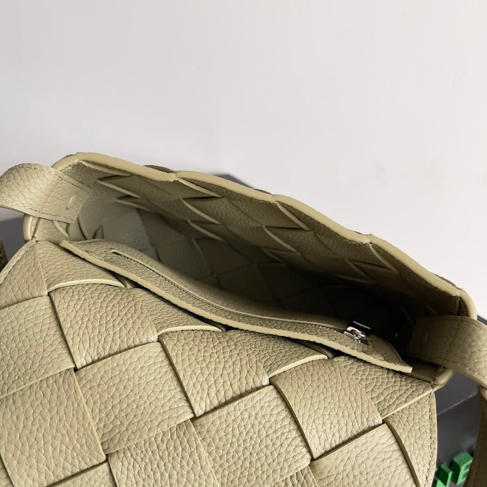 new-luxury-designer-bags-nm10587