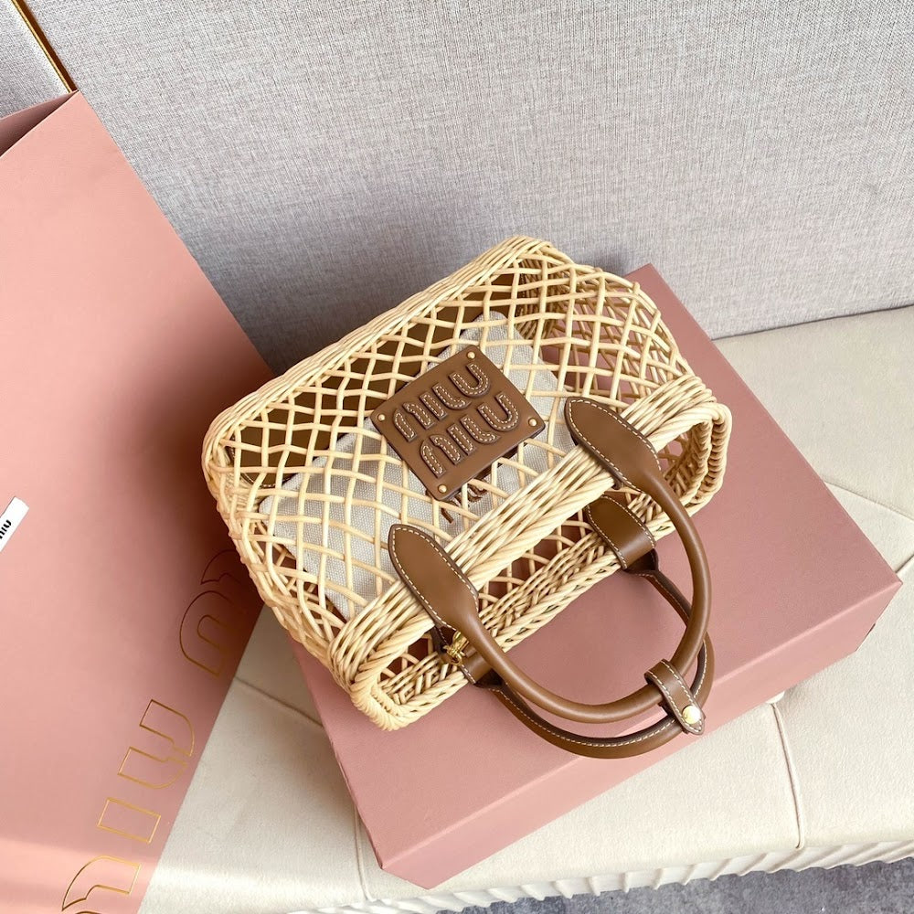 Dragons Bags Miun Miun Luxury Bag --123550