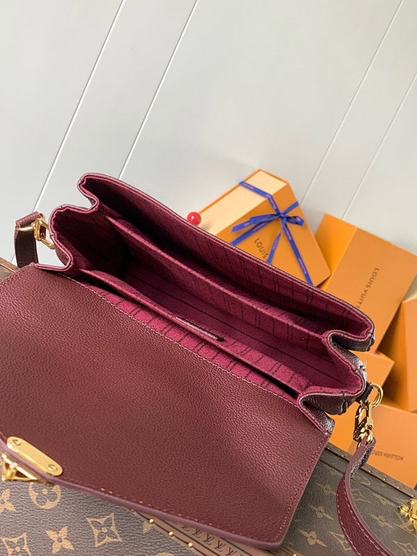 Dragons Bags ln Luxury Bag --81812