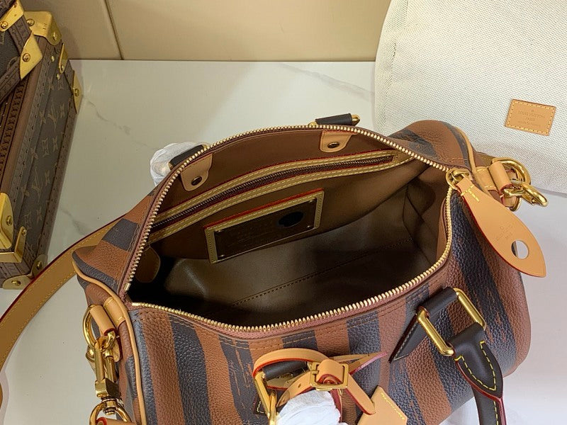 Dragons Bags ln Luxury Bag --56525