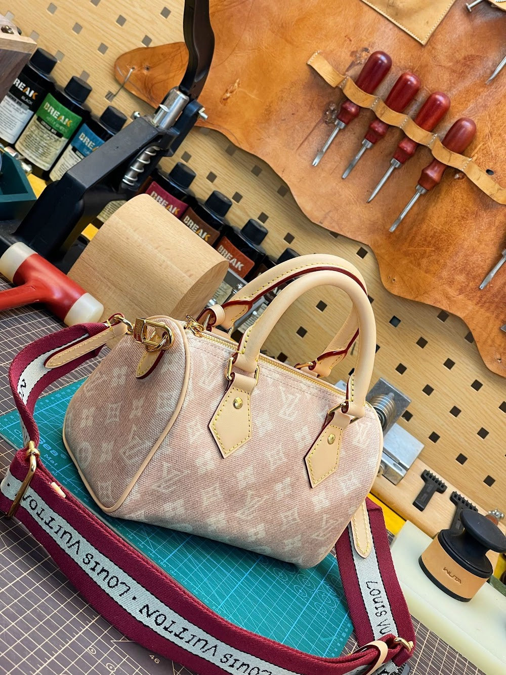 Dragons Bags ln Luxury Bag --97397