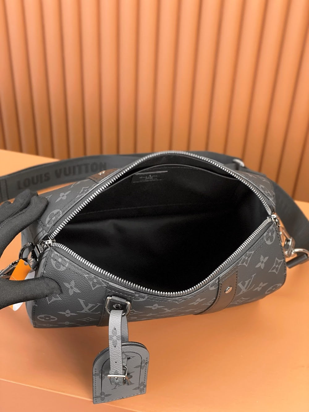 Dragons Bags ln Luxury Bag --71575