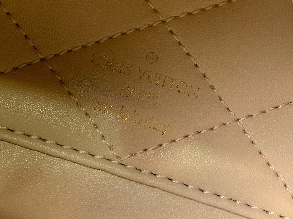 Dragons Bags ln Luxury Bag --69802