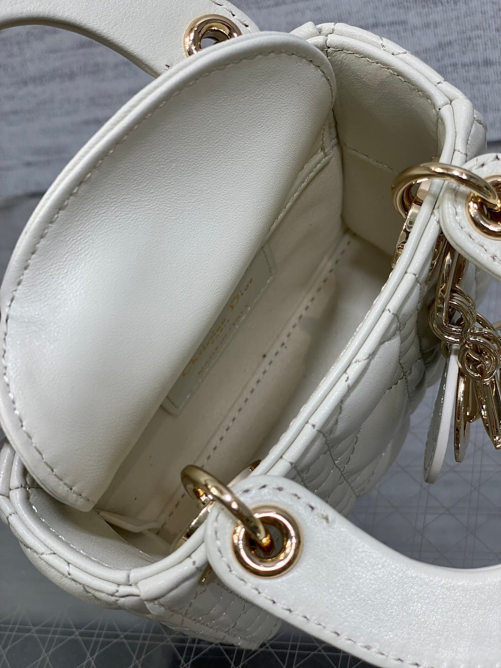 Dragons BagsDiorn Luxury Bag --114977