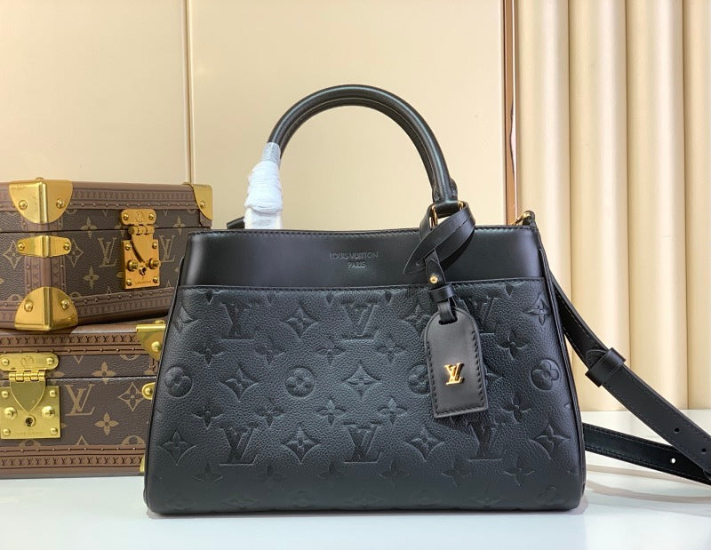 Dragons Bags ln Luxury Bag --62848