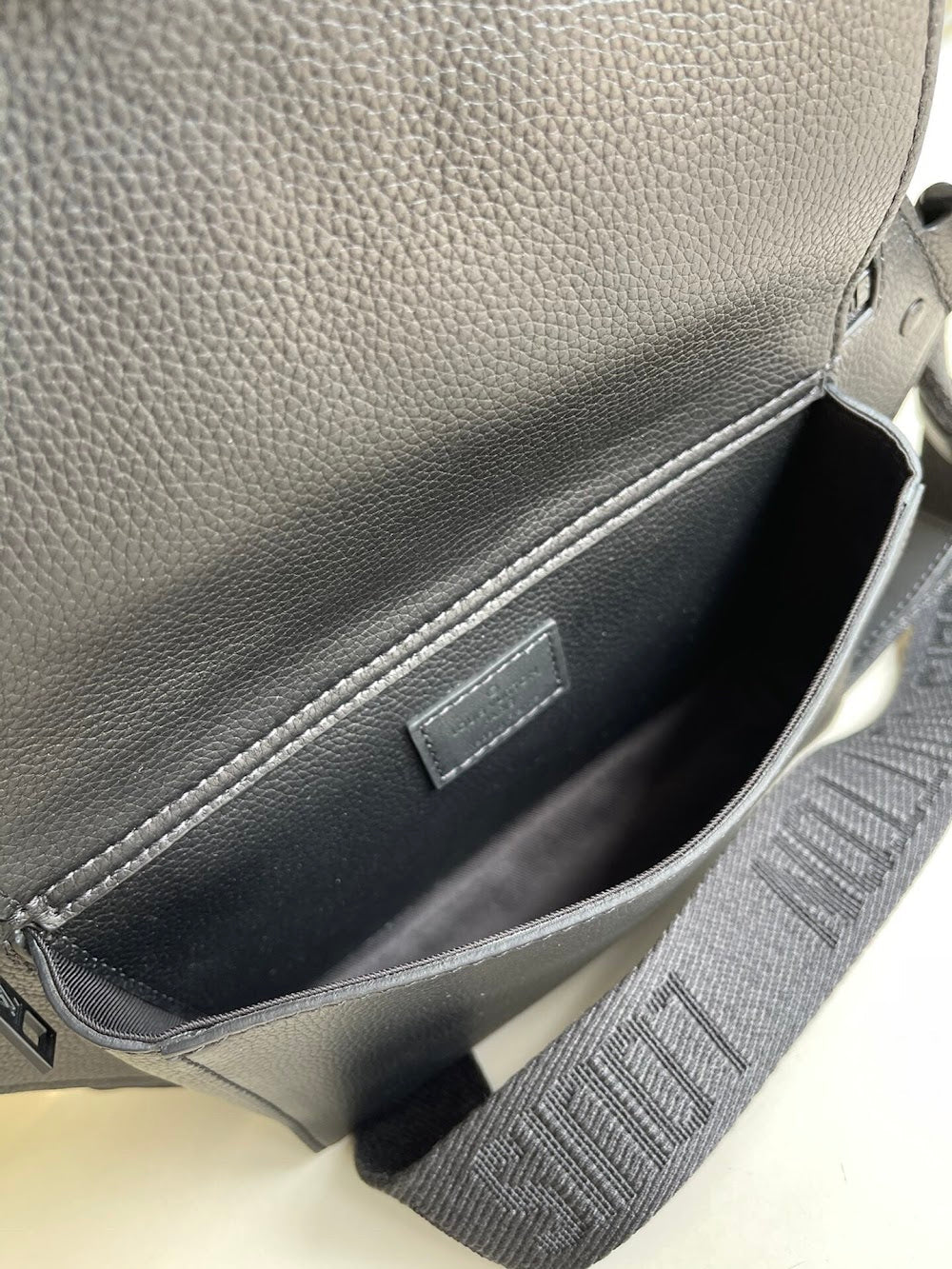 Dragons Bags ln Luxury Bag --96886
