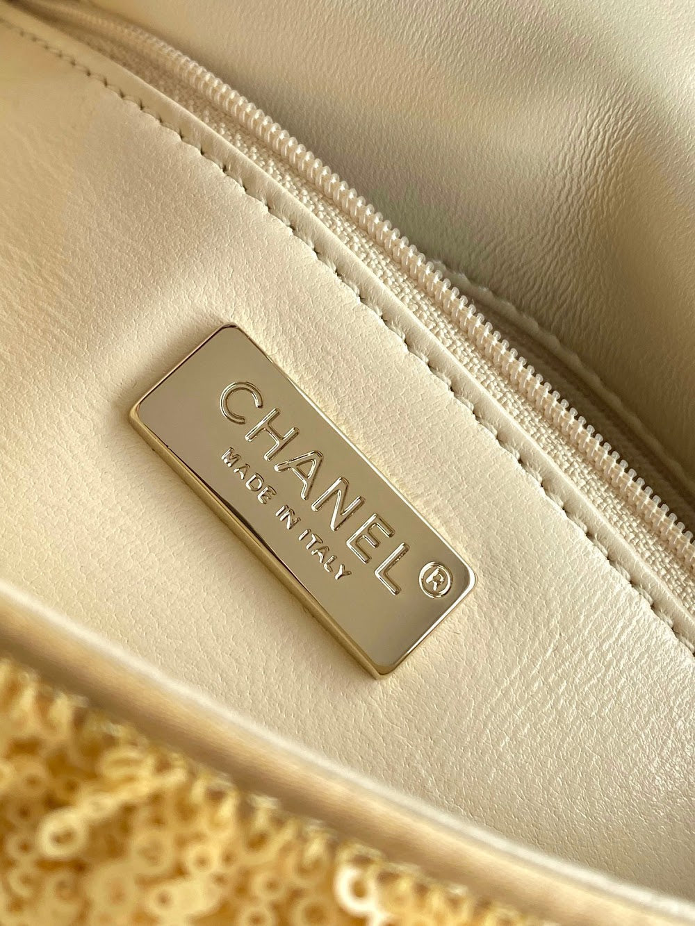 new-luxury-designer-bags-nm9842