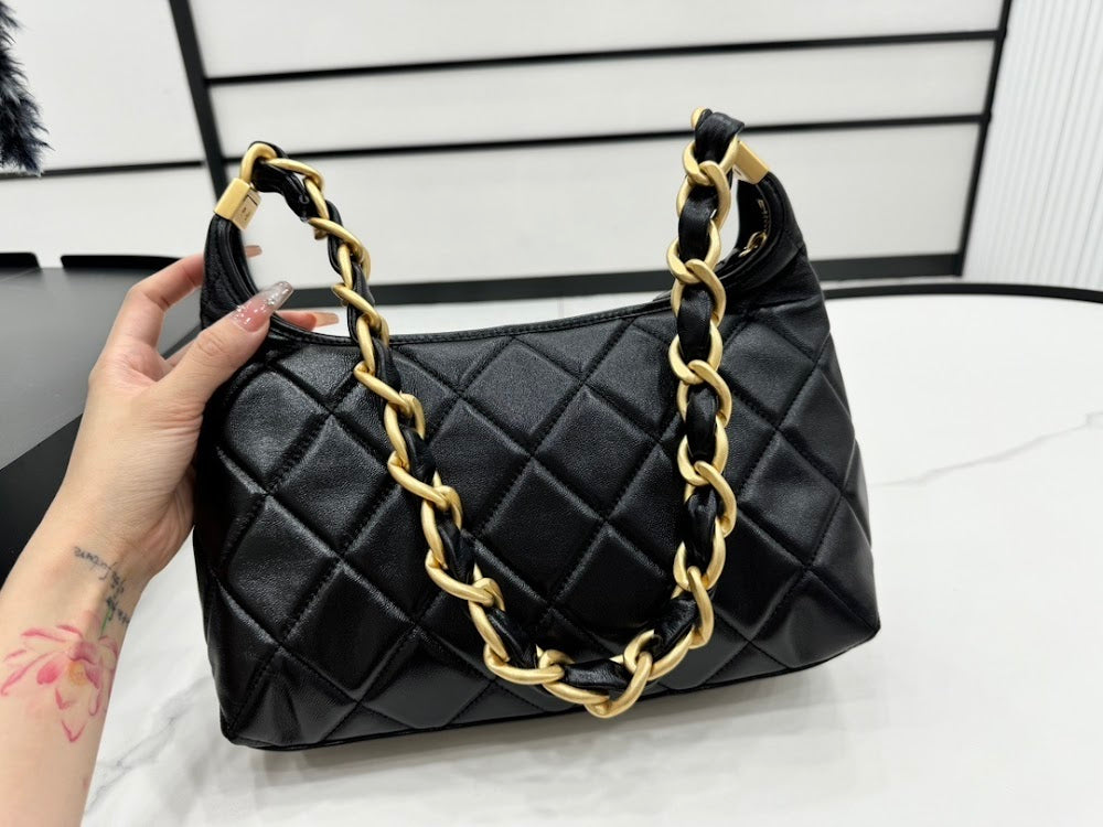 new-luxury-designer-bags-nm9394