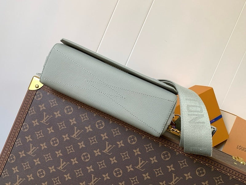 Dragons Bags ln Luxury Bag --71472