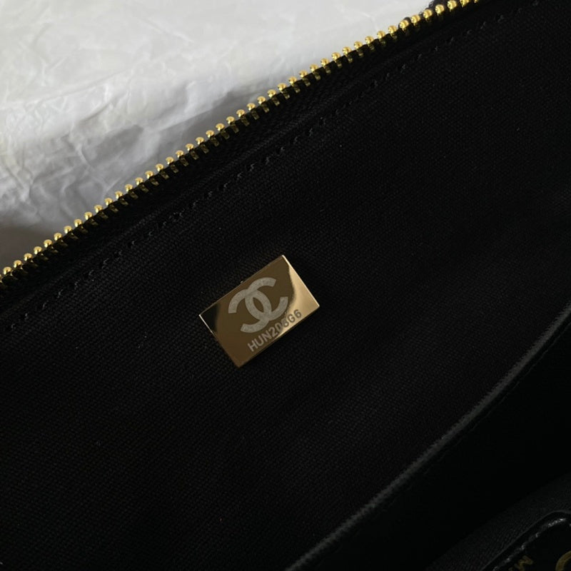 new-luxury-designer-bags-nm9531