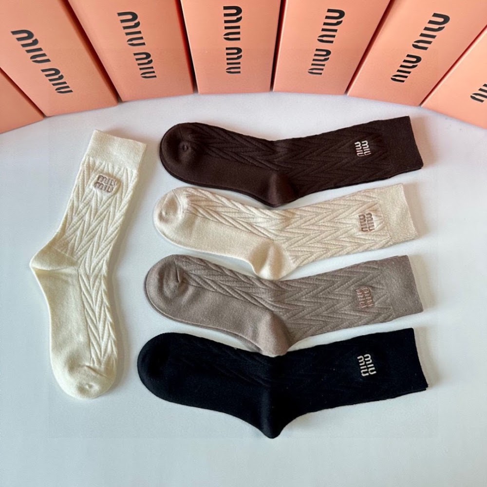 Dragons Bags Premium Luxury Socks --97923
