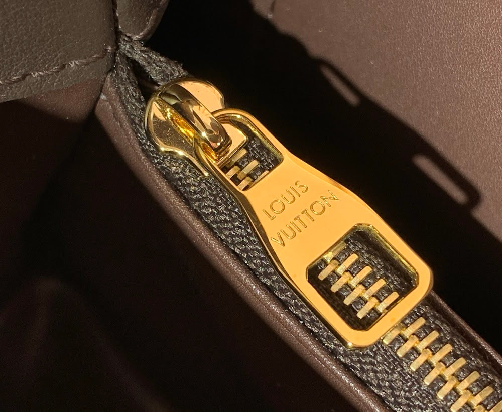 Dragons Bags ln Luxury Bag --69777