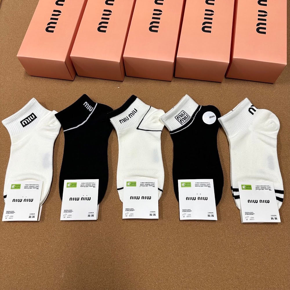 Dragons Bags Premium Luxury Socks --98448