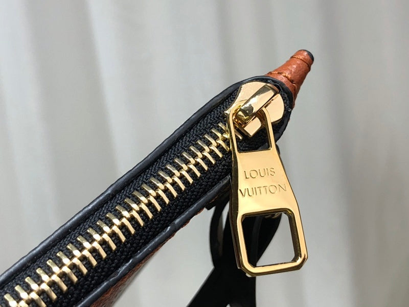 Dragons Bags ln Luxury Bag --60073