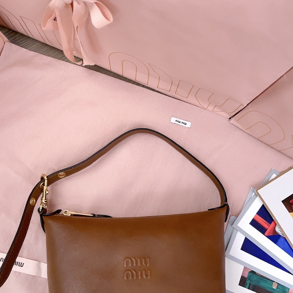 Dragons Bags Miun Miun Luxury Bag --122243