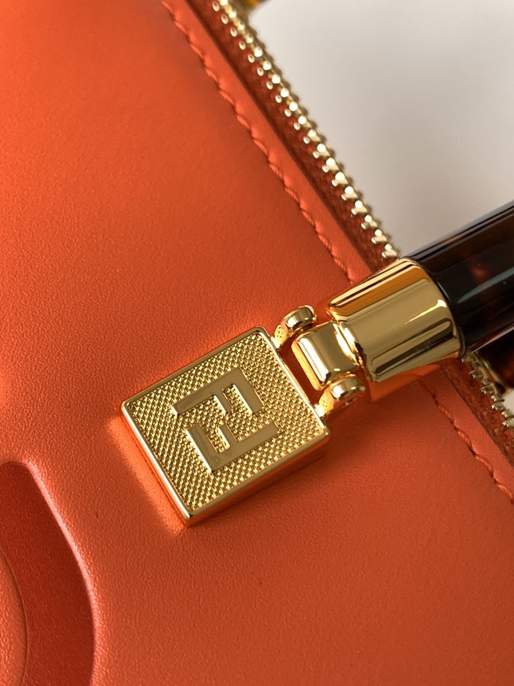 new-luxury-designer-bags-nm15038