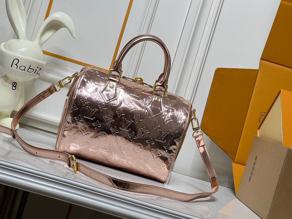 Dragons Bags ln Luxury Bag --77596