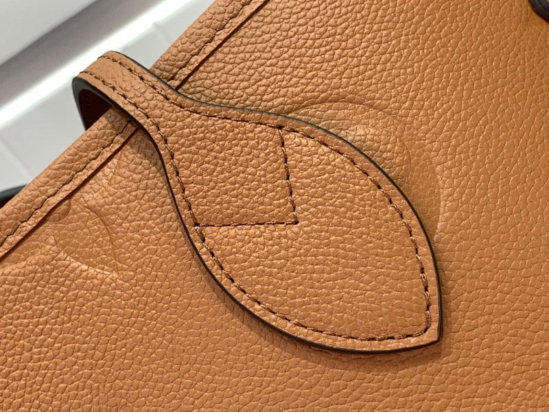 Dragons Bags ln Luxury Bag --62342