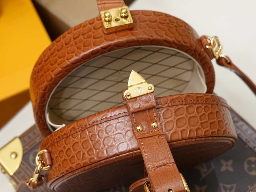 Dragons Bags ln Luxury Bag --60228
