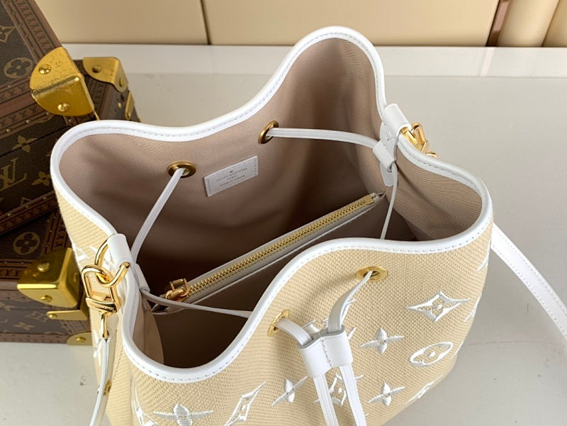 Dragons Bags ln Luxury Bag --61689