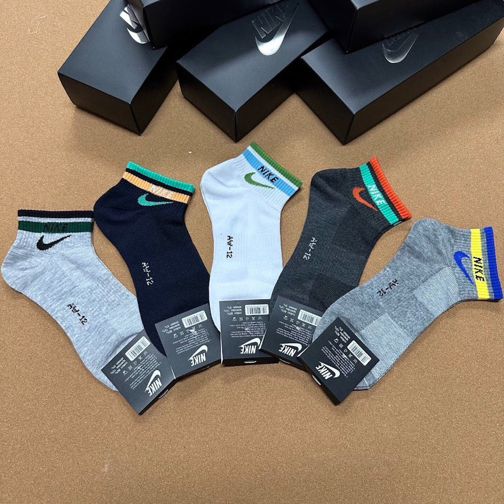 Dragons Bags Premium Luxury Socks --98493