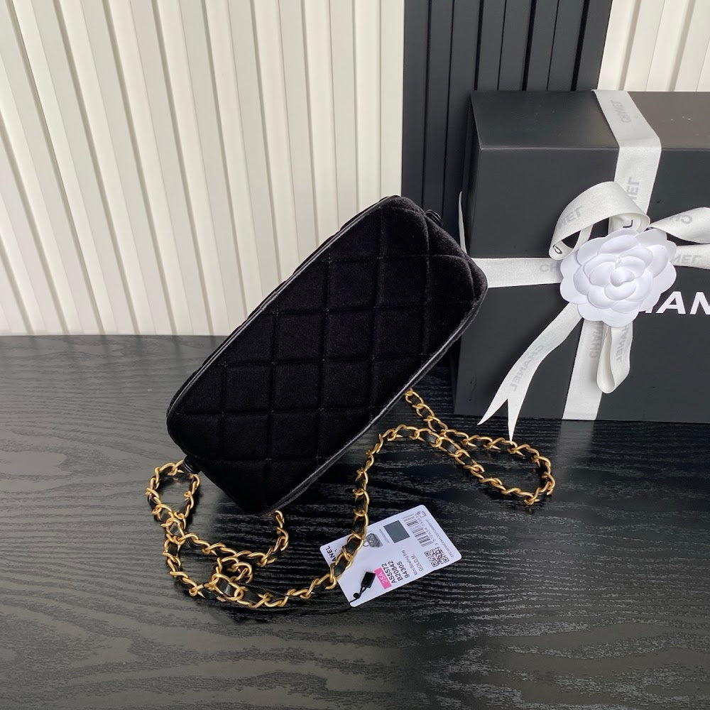 new-luxury-designer-bags-nm9836