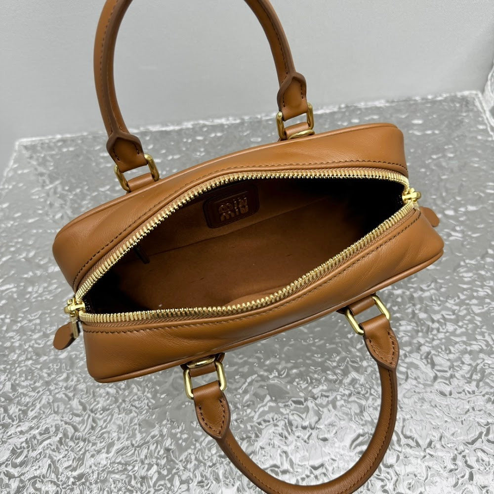 Dragons Bags Miun Miun Luxury Bag --123425