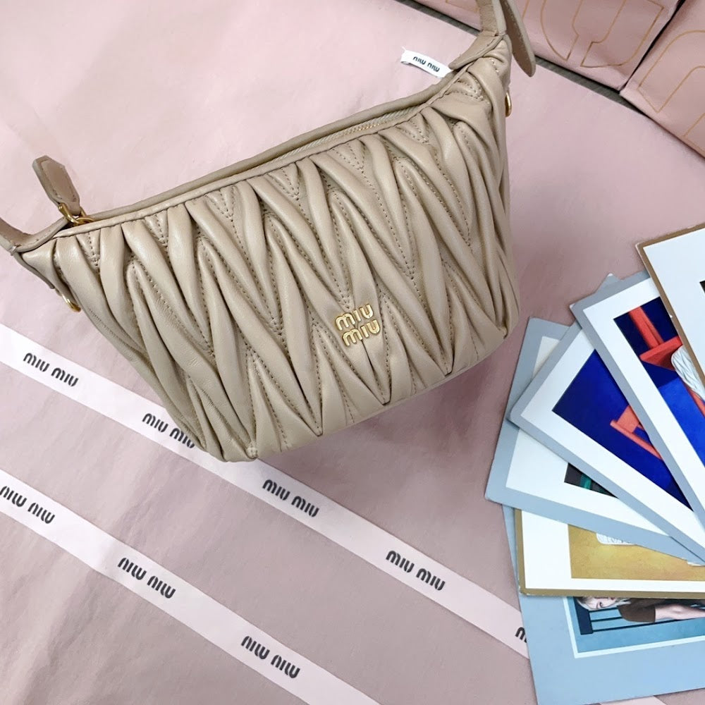 Dragons Bags Miun Miun Luxury Bag --123706