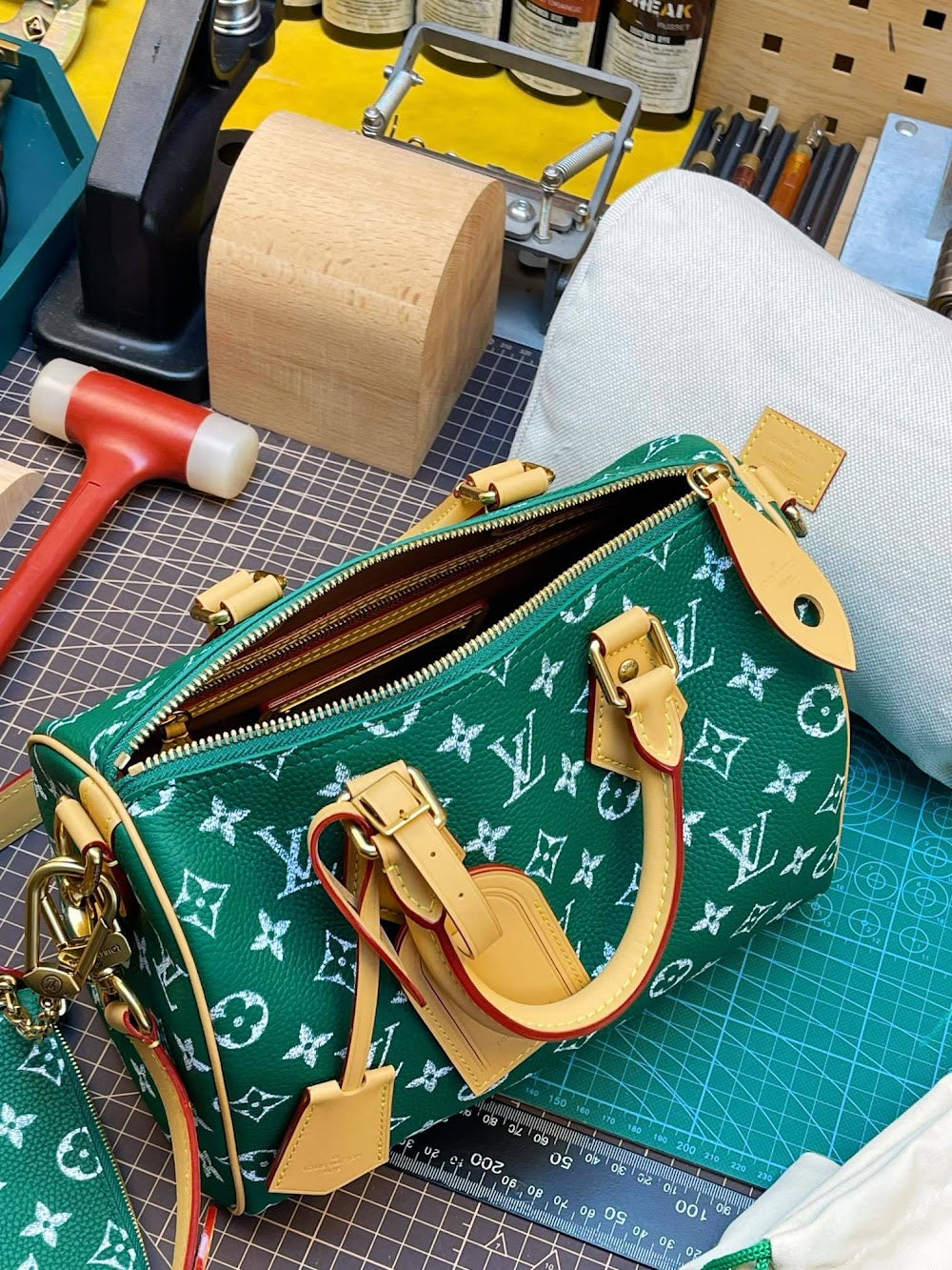 Dragons Bags ln Luxury Bag --95589