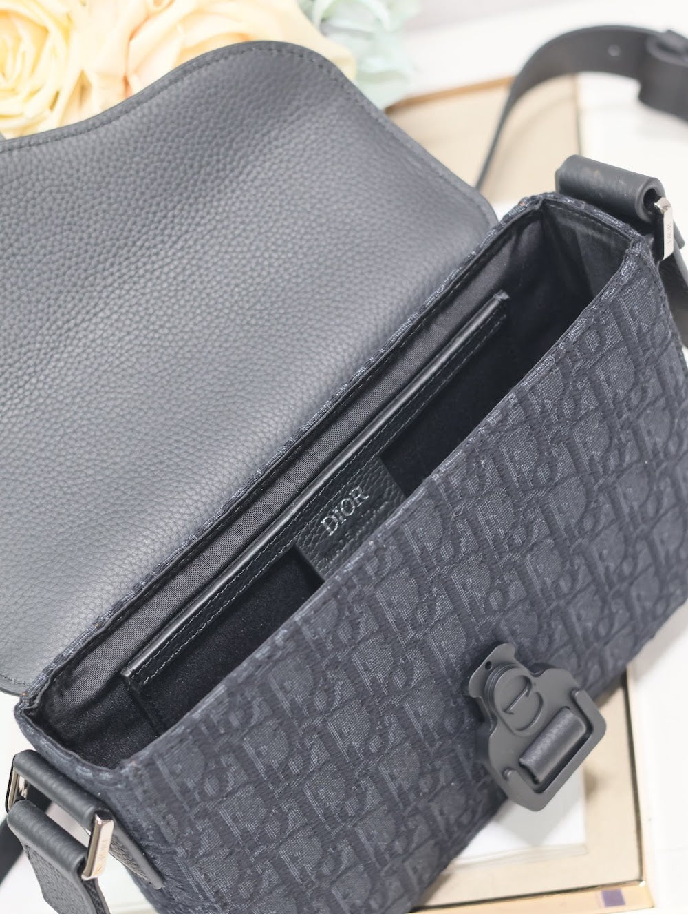 Dragons BagsDiorn Luxury Bag --115486