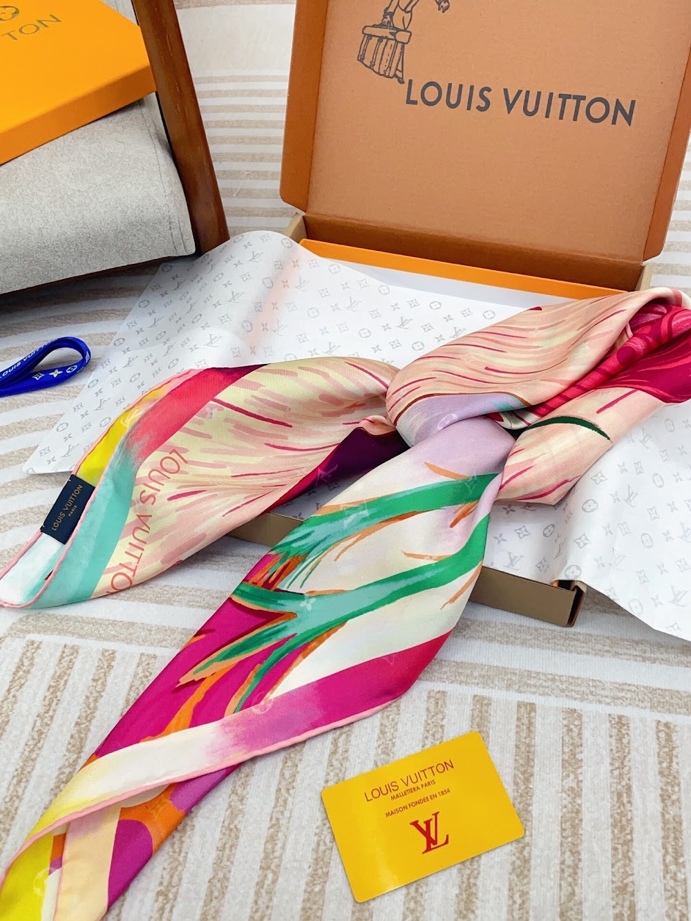Dragons Bags Premium Designer Scarf --98822