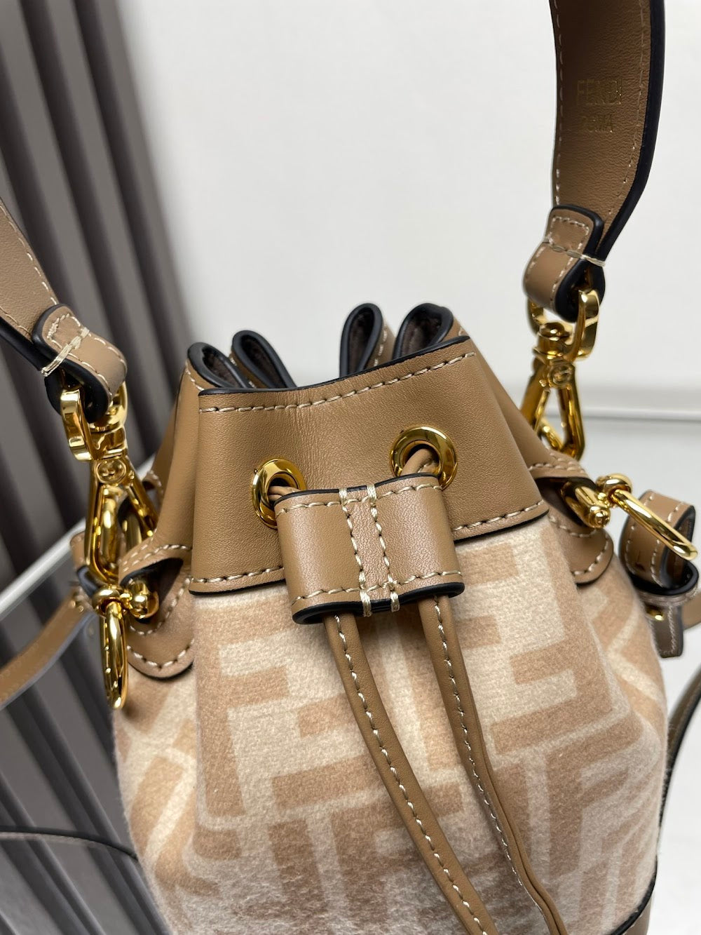 new-designer-premium-bags-nm15686