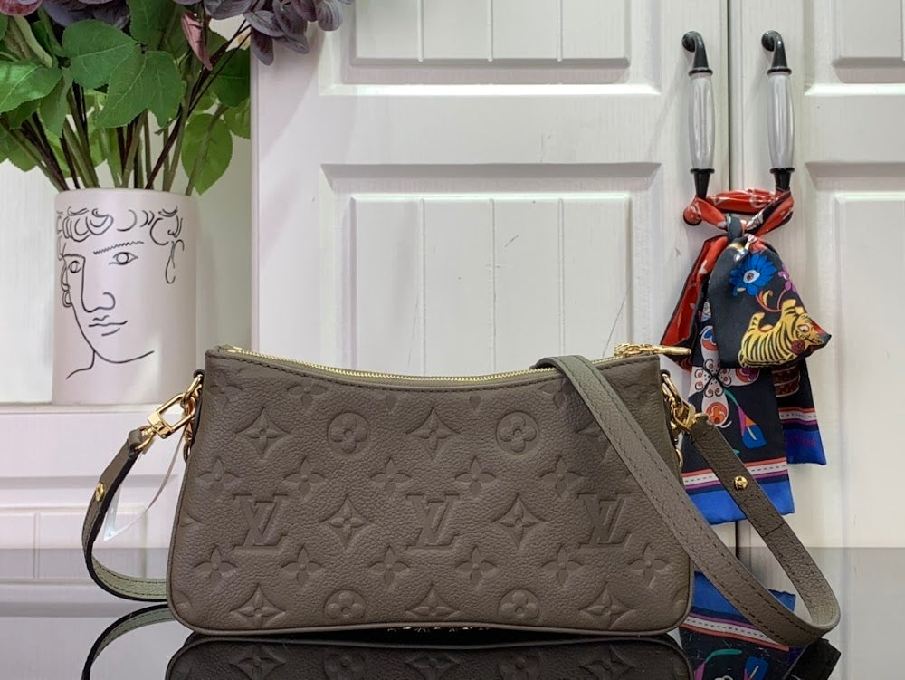 Dragons Bags ln Luxury Bag --96710