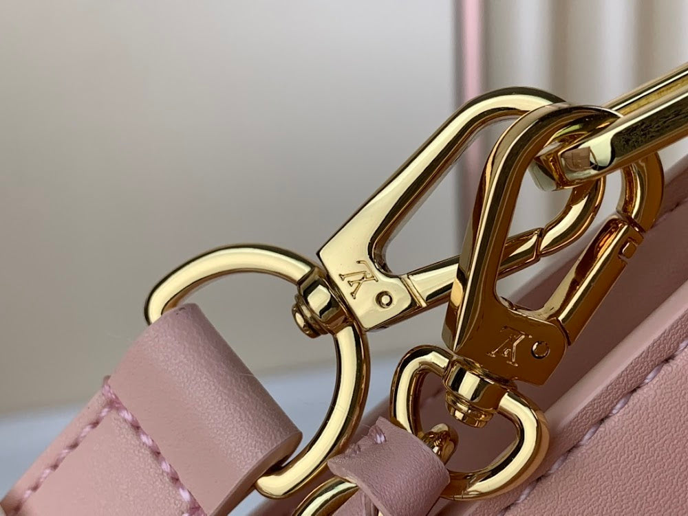 Dragons Bags ln Luxury Bag --68686
