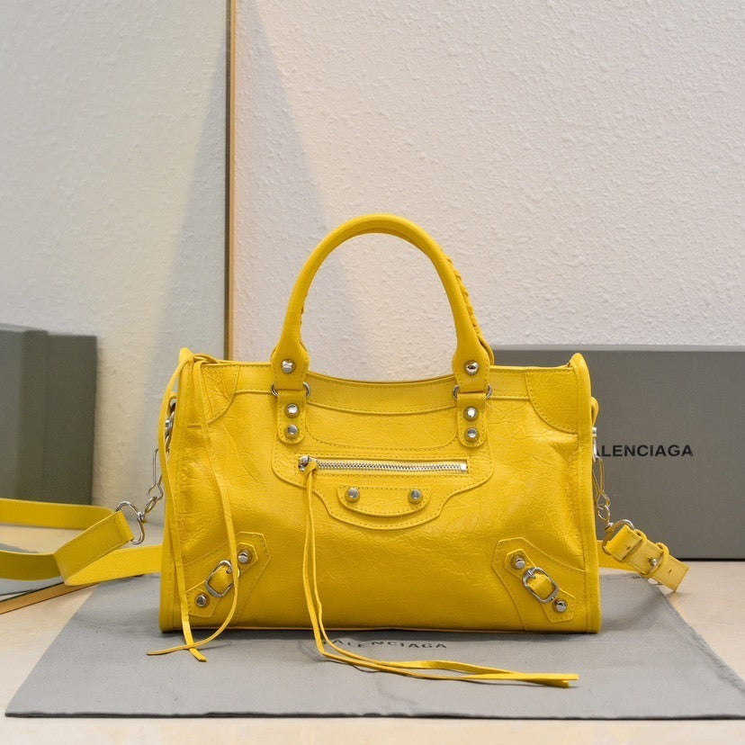 new-luxury-designer-bags-nm21701