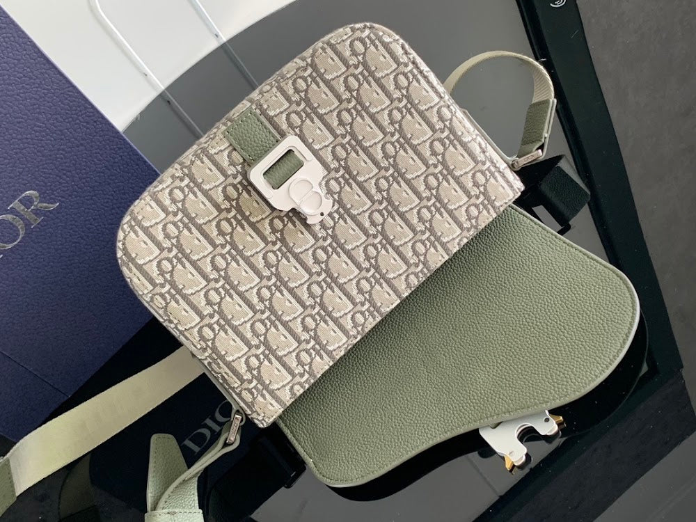 Dragons BagsDiorn Luxury Bag --116007