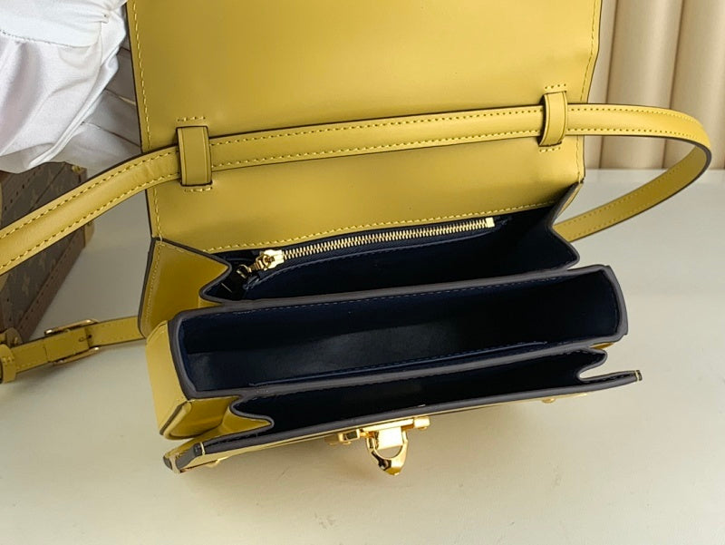Dragons Bags ln Luxury Bag --57371