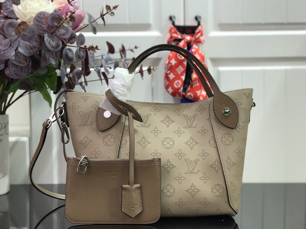 Dragons Bags ln Luxury Bag --65999
