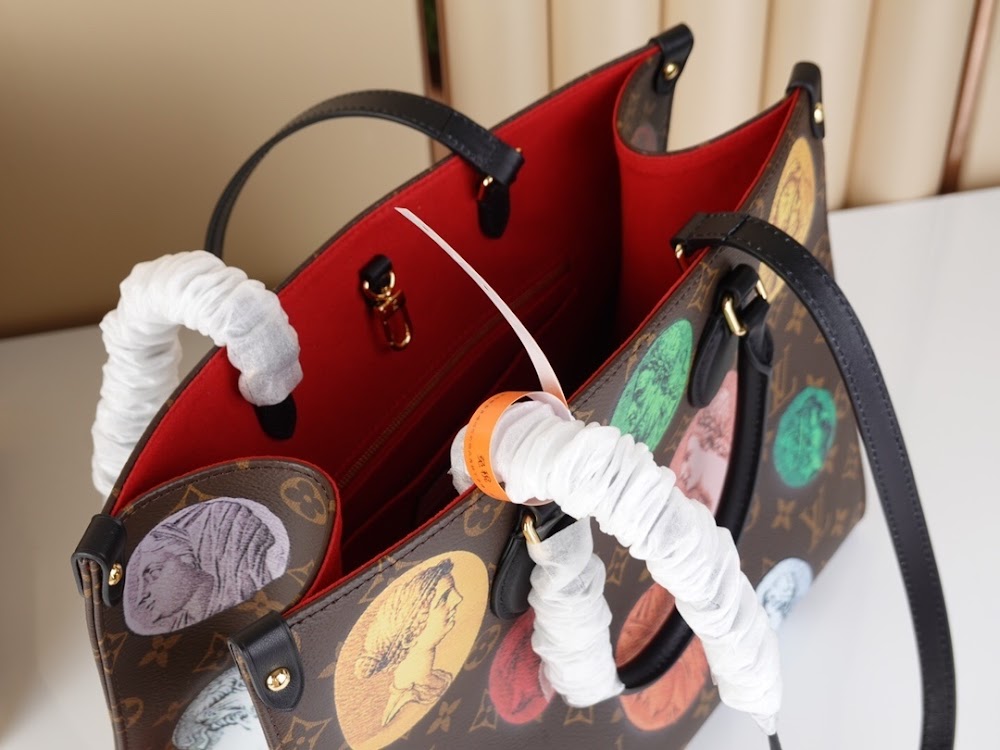 Dragons Bags ln Luxury Bag --66841