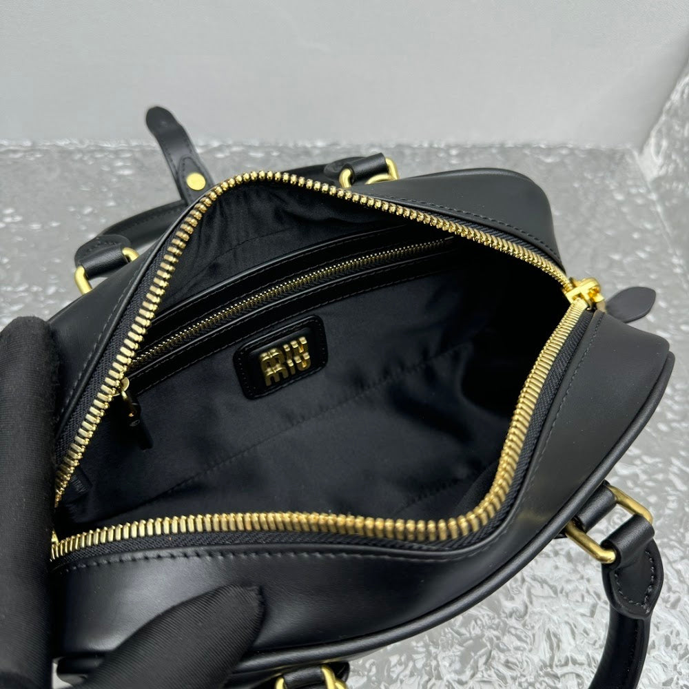 Dragons Bags Miun Miun Luxury Bag --123417