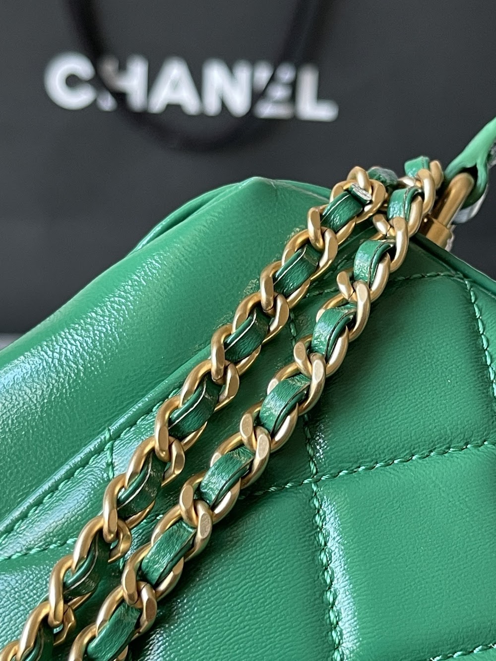 new-luxury-designer-bags-nm9409