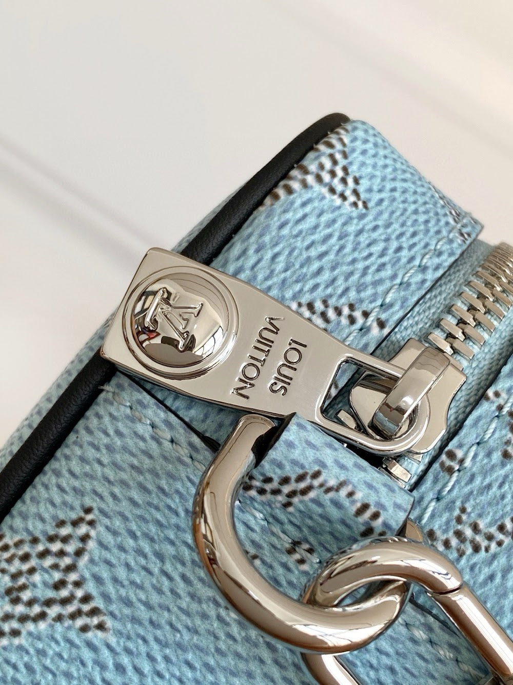 Dragons Bags ln Luxury Bag --71565