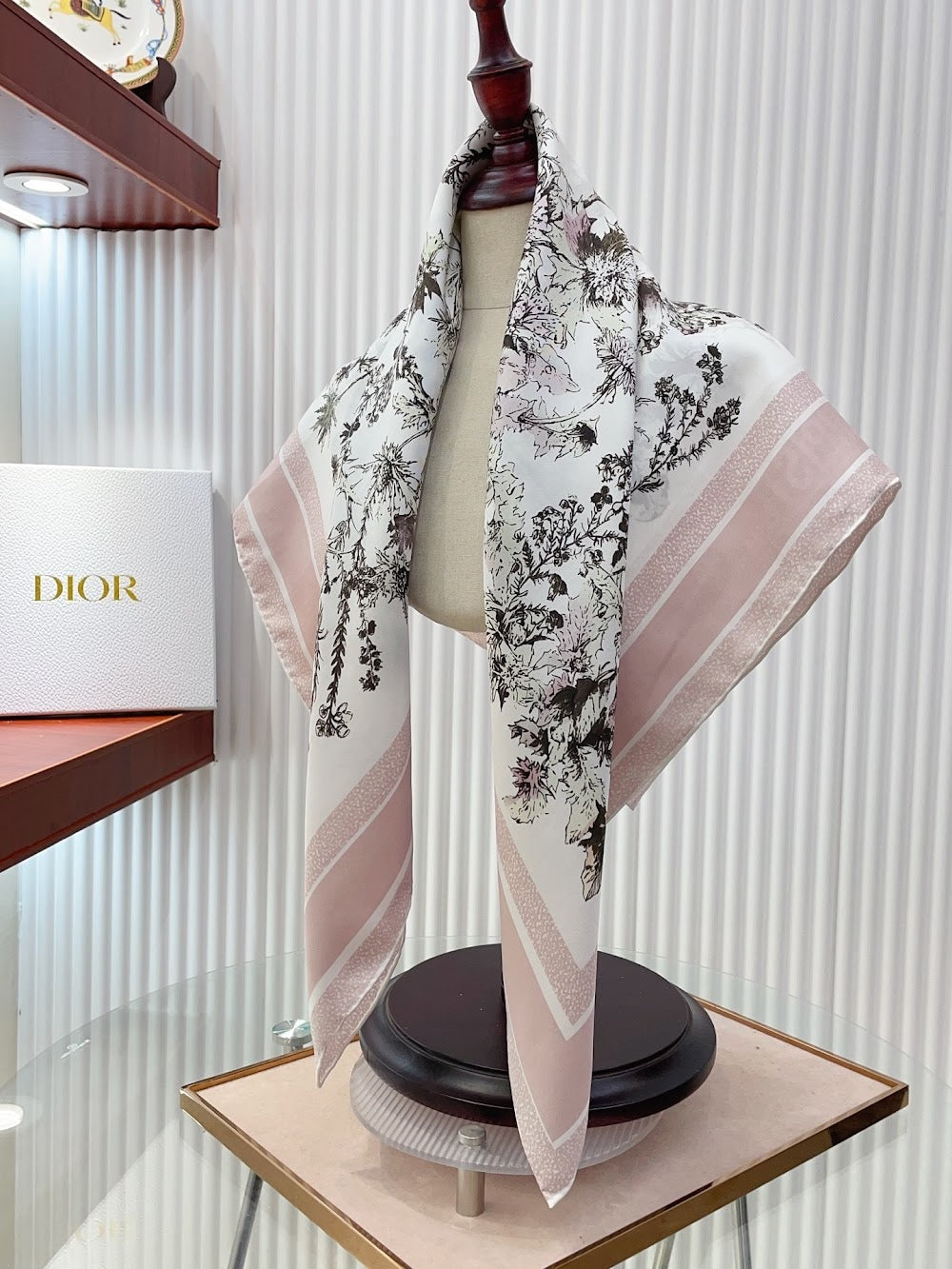 Dragons Bags Premium Designer Scarf --98981