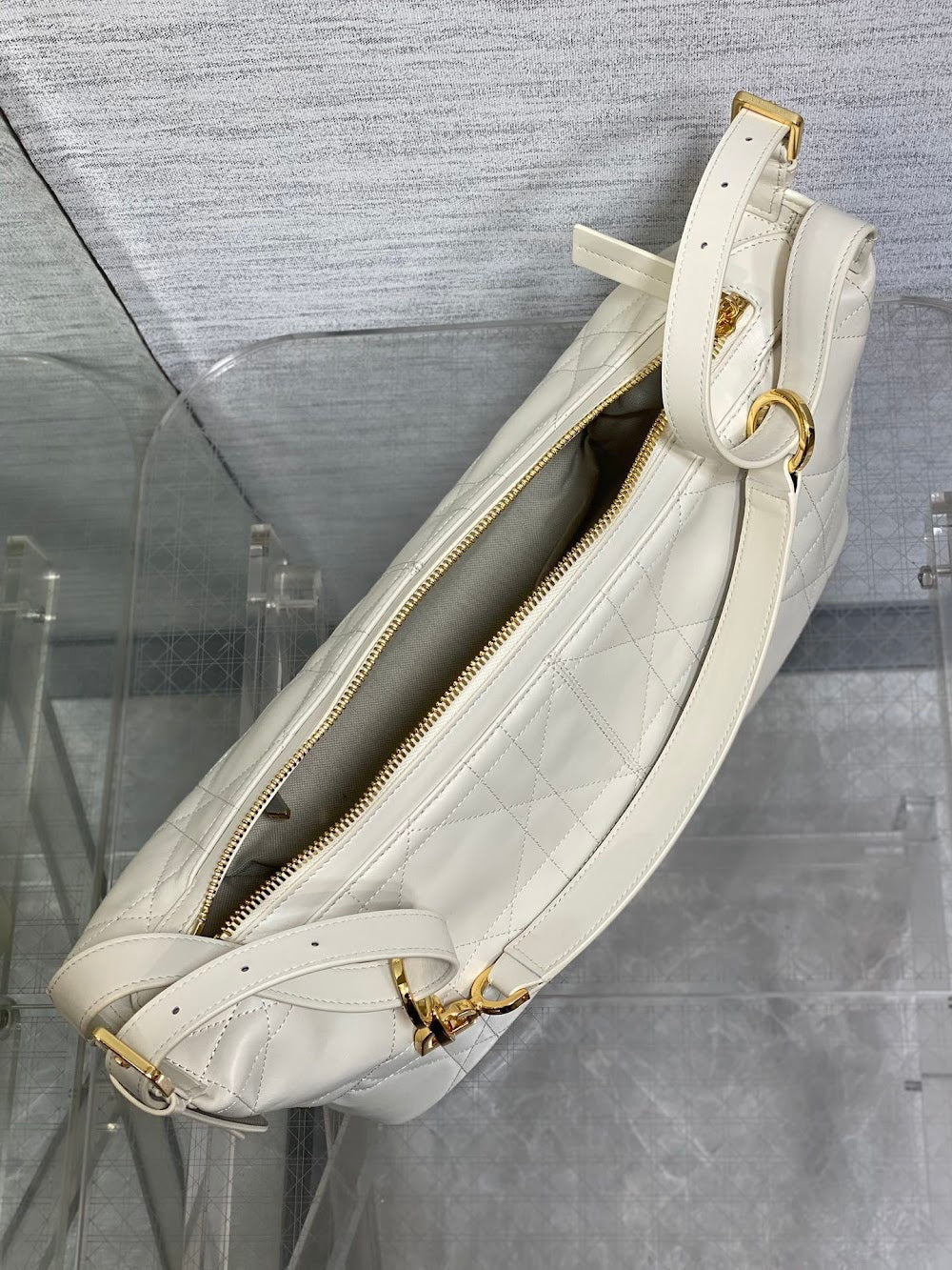 Dragons BagsDiorn Luxury Bag --116140