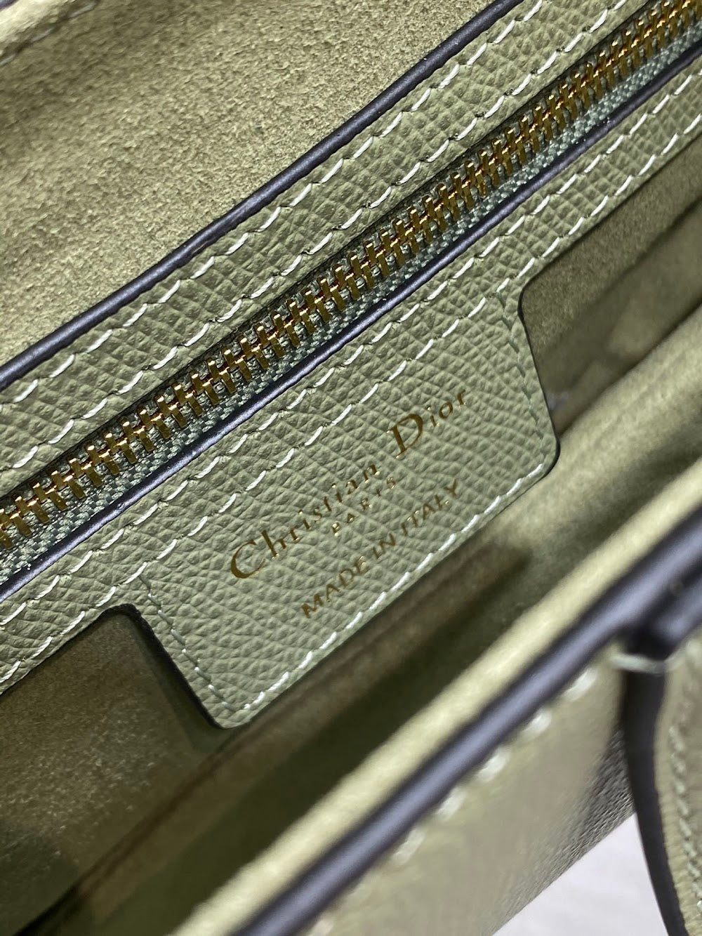 Dragons BagsDiorn Luxury Bag --115010