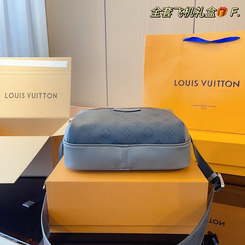 Dragons Bags ln Luxury Bag --70147