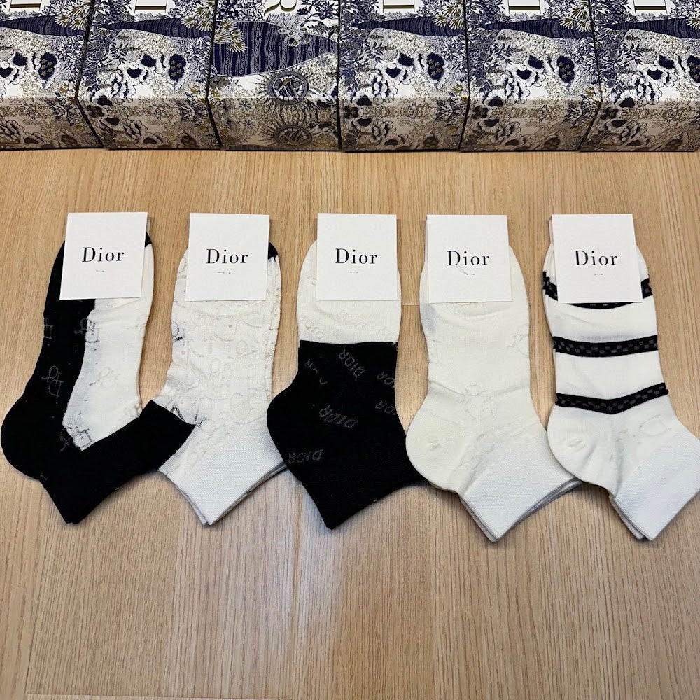 Dragons Bags Premium Luxury Socks --98619