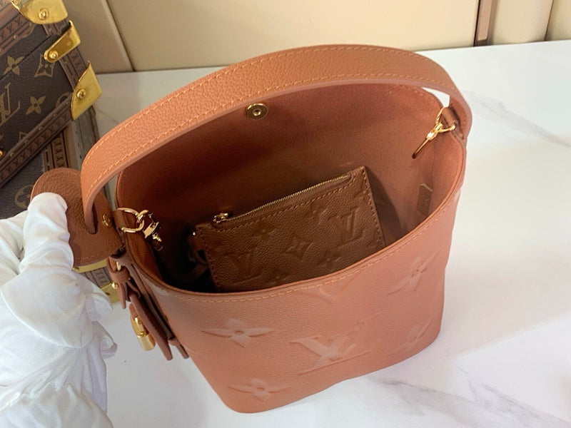 Dragons Bags ln Luxury Bag --58936